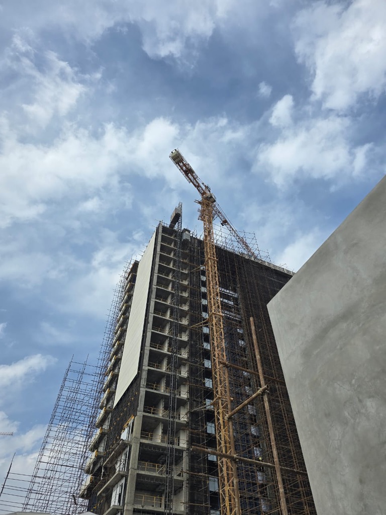 6C012E52-5601-43EA-A2C1-0D8555FD56BF_1_105_c